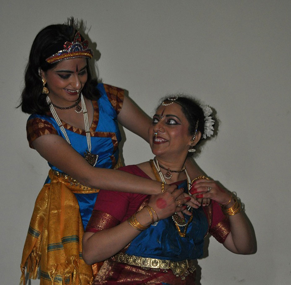 Bharatanatyam dance pose - PixaHive